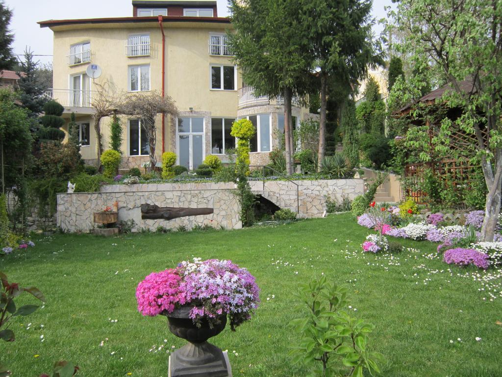 Guest House Bankja Rom bilde